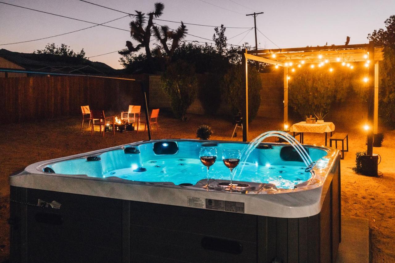 Minutes To Jt National Park, Hot Tub & Game Room Джошуа Три Екстериор снимка